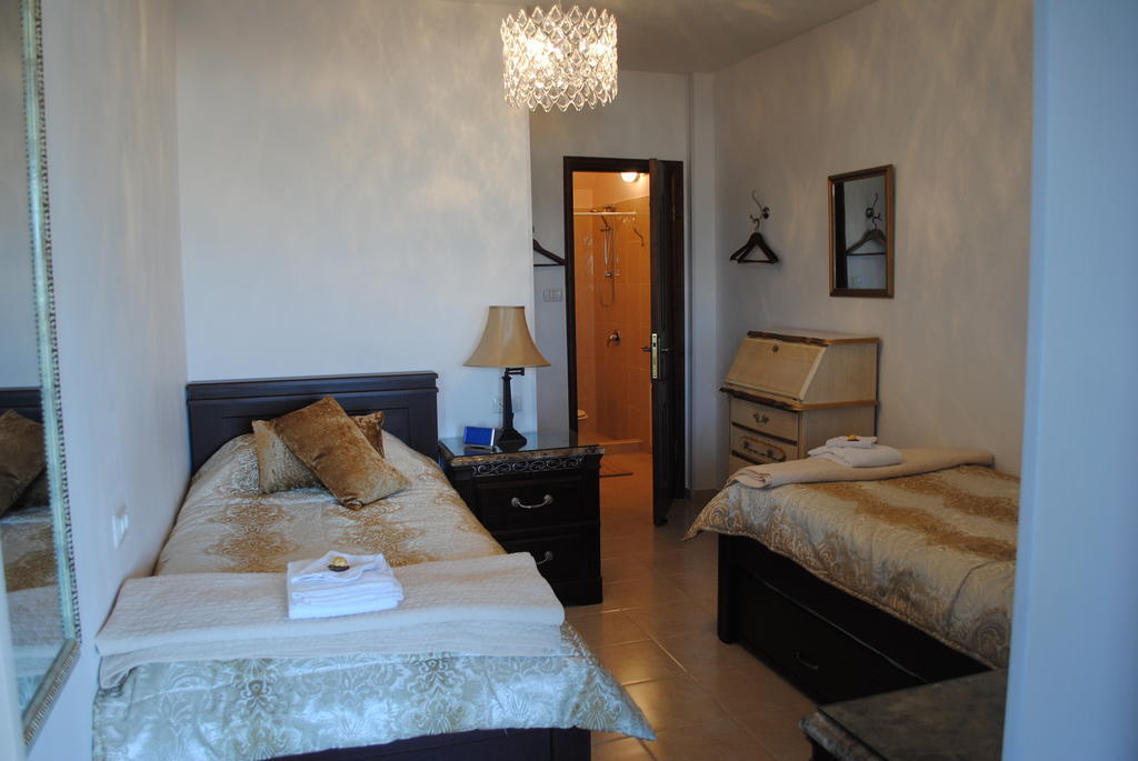 Jerusalem Hills Inn Abu Ghaush 객실 사진